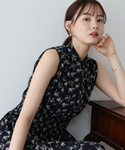 スタンドカラーティアードワンピース スタンドカラーティアードワンピース