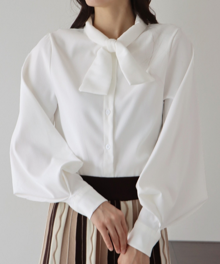 リボンタイボリュームスリーブシャツ