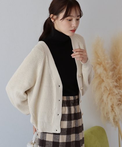 【SALE】なめらかざっくりVネックカーディガン 【SALE】なめらかざっくりVネックカーディガン