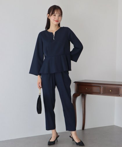 【SALE】フロントパールペプラムトップス&テーパードパンツ 【SALE】フロントパールペプラムトップス&テーパードパンツ