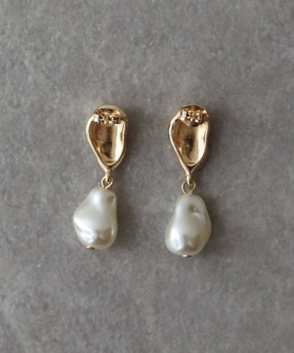 淡水パールドロップピアス【ネコポス】