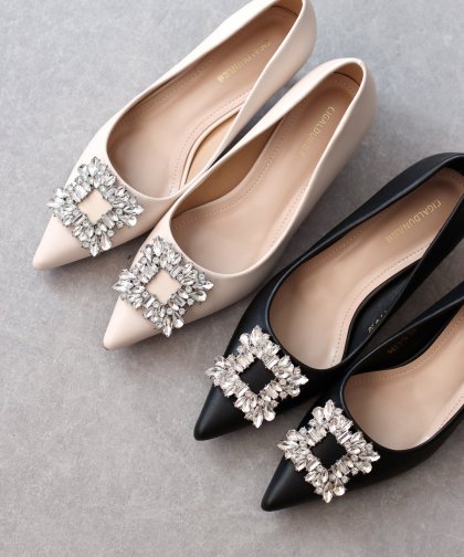 ビジューモチーフパンプス ビジューモチーフパンプス