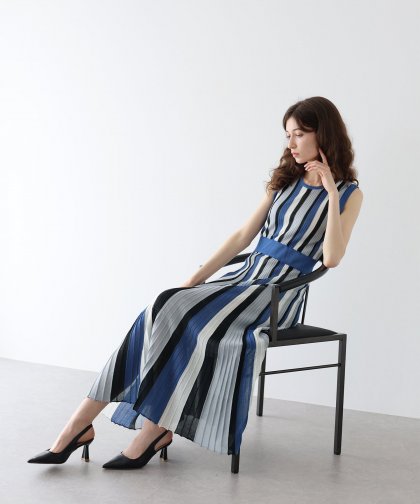 【SALE】ラメストライプニットワンピース 【SALE】ラメストライプニットワンピース