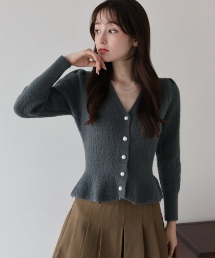 ペプラムニットカーディガン