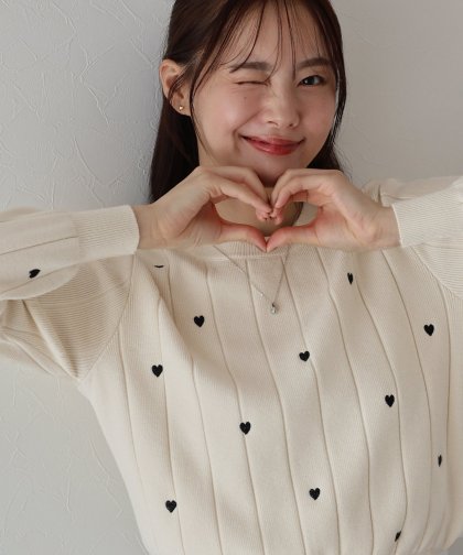 【TIME SALE】ハート刺繍ワイドリブニット 【TIME SALE】ハート刺繍ワイドリブニット