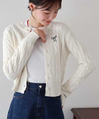 【TIME SALE】リボン刺繍ケーブルニットカーディガン 【TIME SALE】リボン刺繍ケーブルニットカーディガン