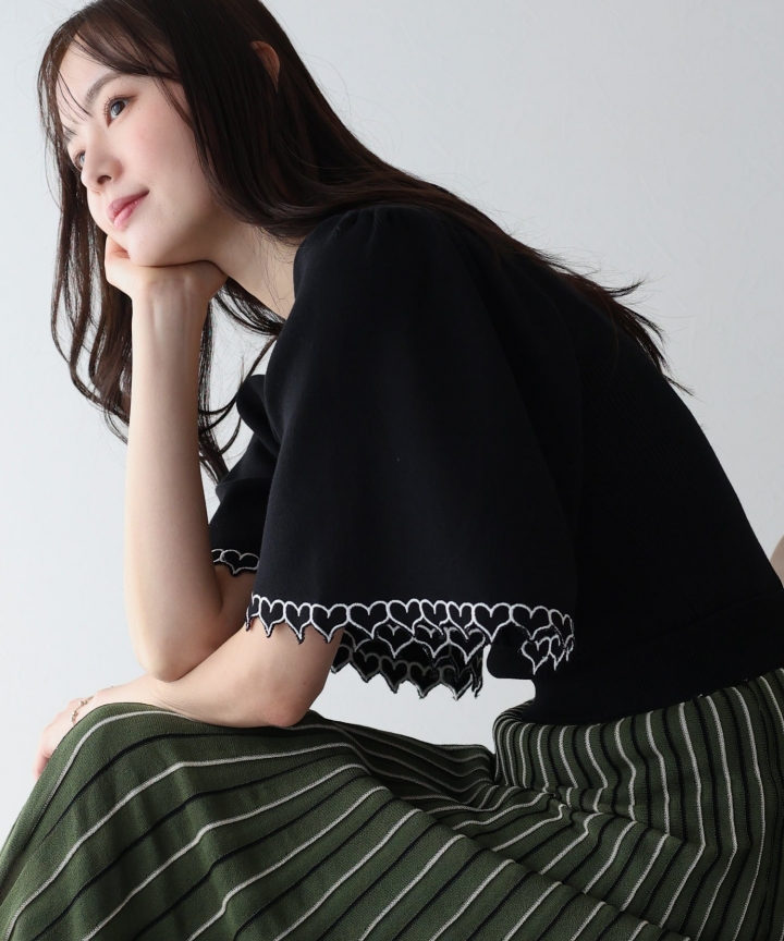 【SALE】ハートカットワークフレアーニット 【SALE】ハートカットワークフレアーニット