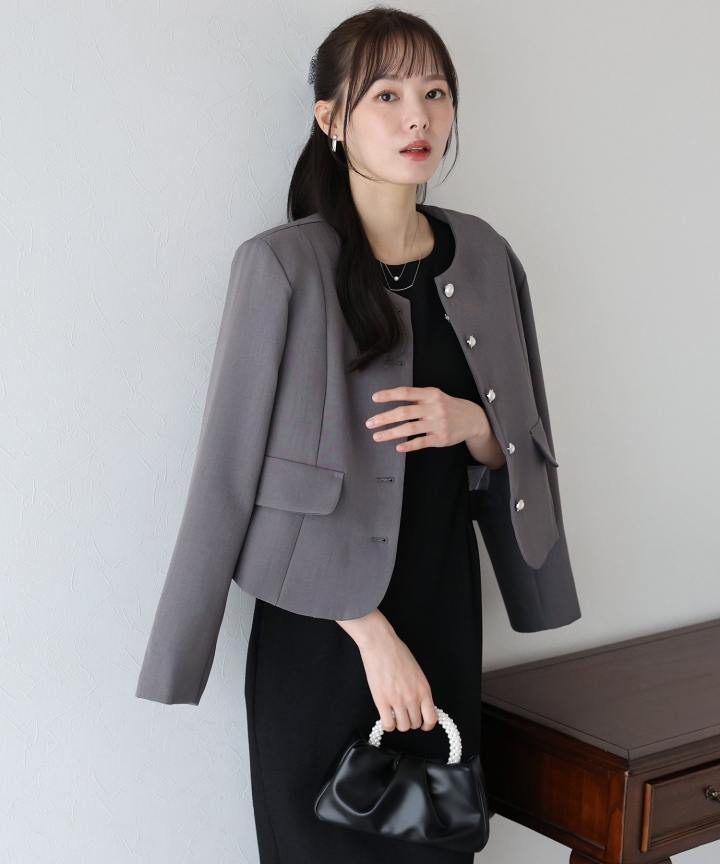 パールボタンノーカラージャケット
