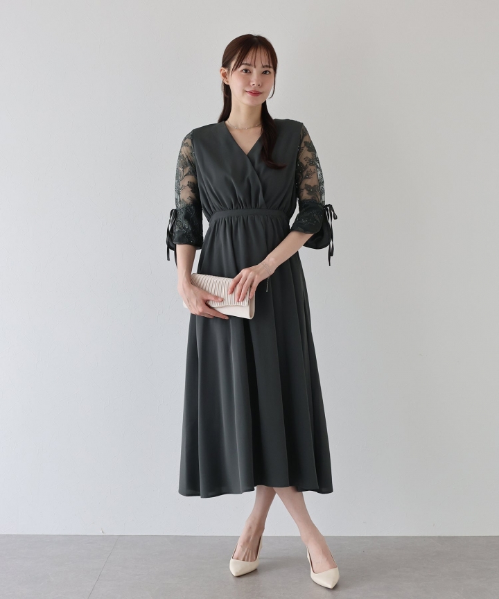 【SALE】フラワー刺繍カシュクールドレス 【SALE】フラワー刺繍カシュクールドレス