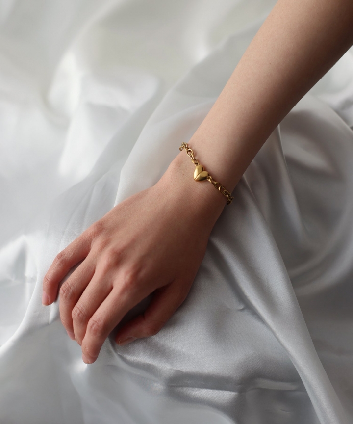 ハートマグネットブレスレット / サージカルステンレス[ J by blue ]【ネコポス】