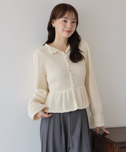 パールボタンペプラムニット パールボタンペプラムニット