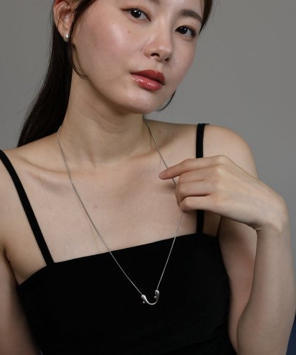 【TIME SALE】[ J by blue ]U字チェーンネックレス / ニッケルフリー【ネコポス】