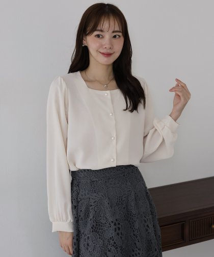 スクエアネックパールボタンブラウス【ネコポス】 スクエアネックパールボタンブラウス【ネコポス】