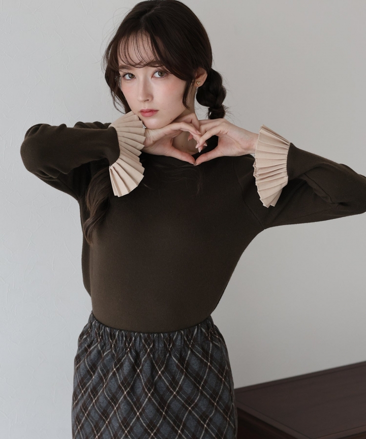 袖口プリーツニット