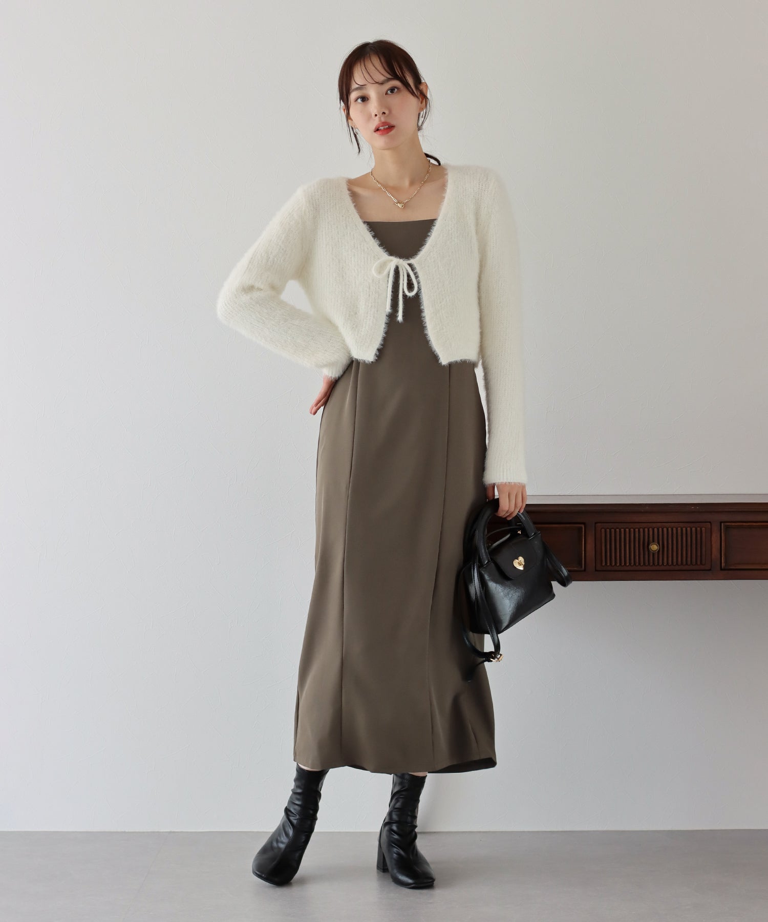 【SALE】Iラインホルターキャミワンピース