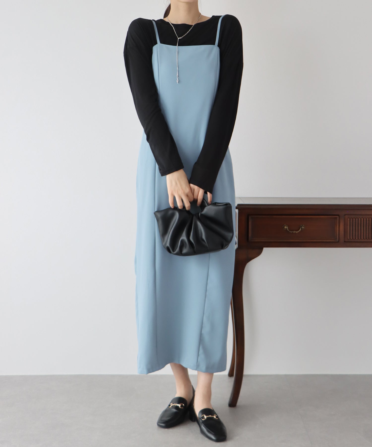 【SALE】Iラインホルターキャミワンピース