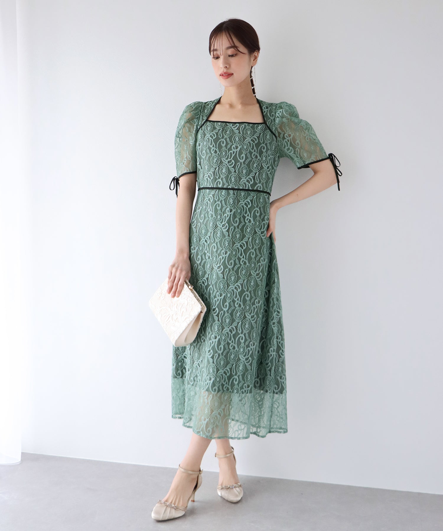 【SALE】配色パイピングレースパーティードレス