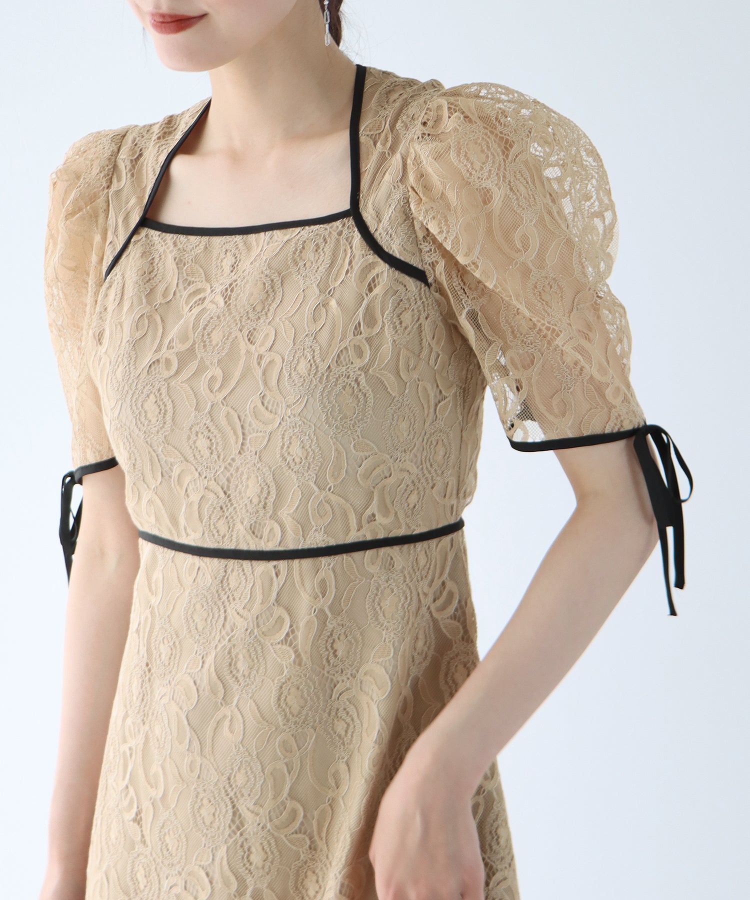 【SALE】配色パイピングレースパーティードレス