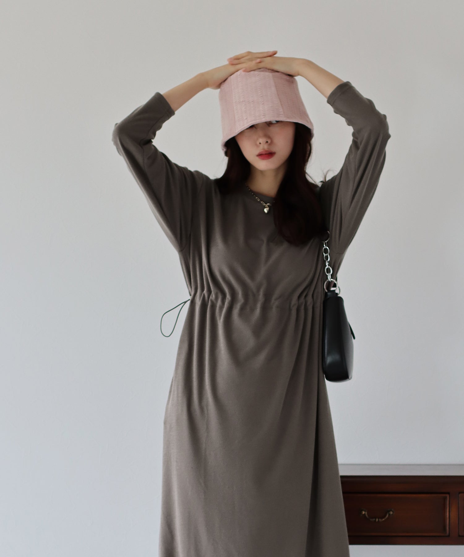 【SALE】ドロスト長袖カットソーワンピース