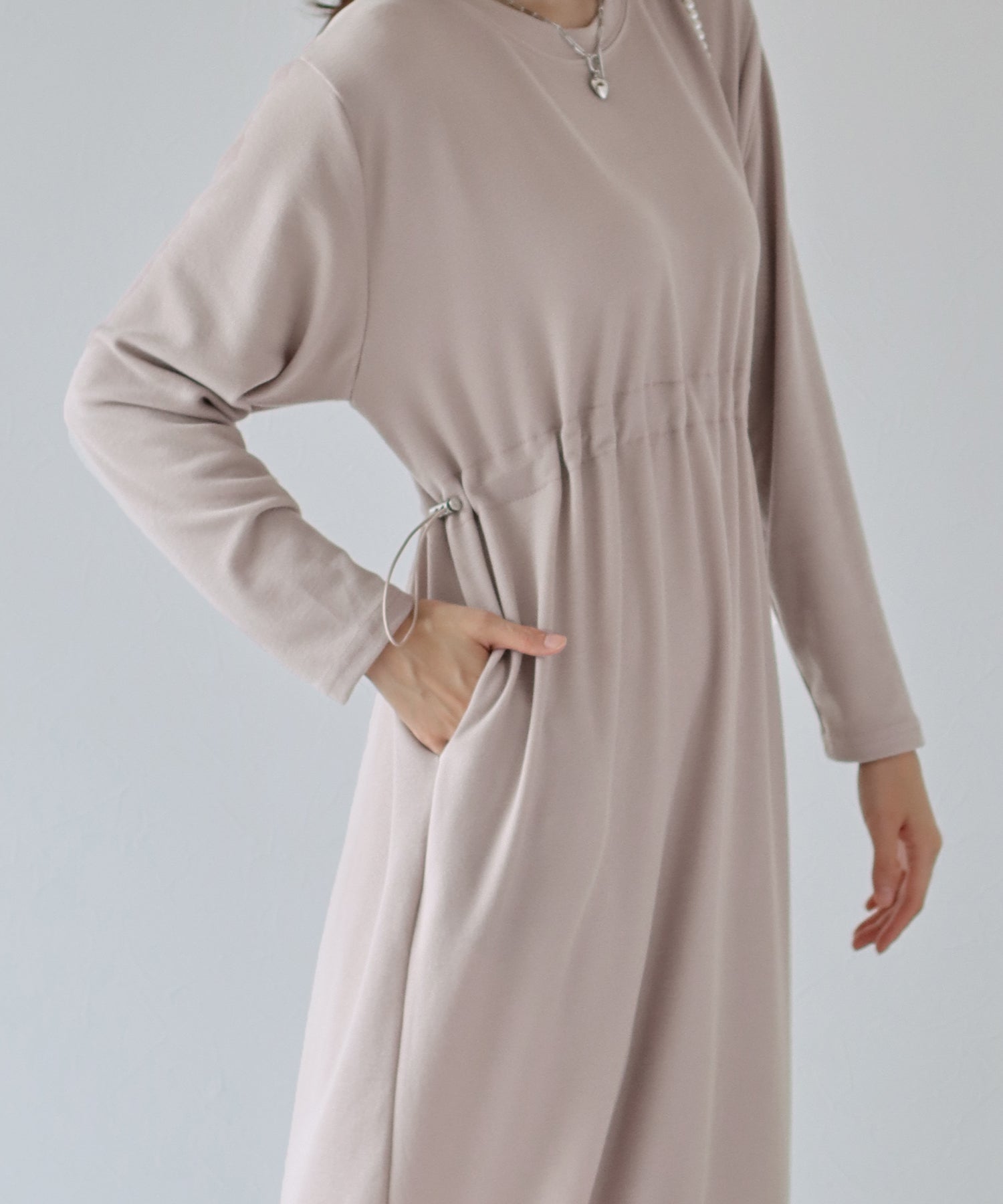 【SALE】ドロスト長袖カットソーワンピース