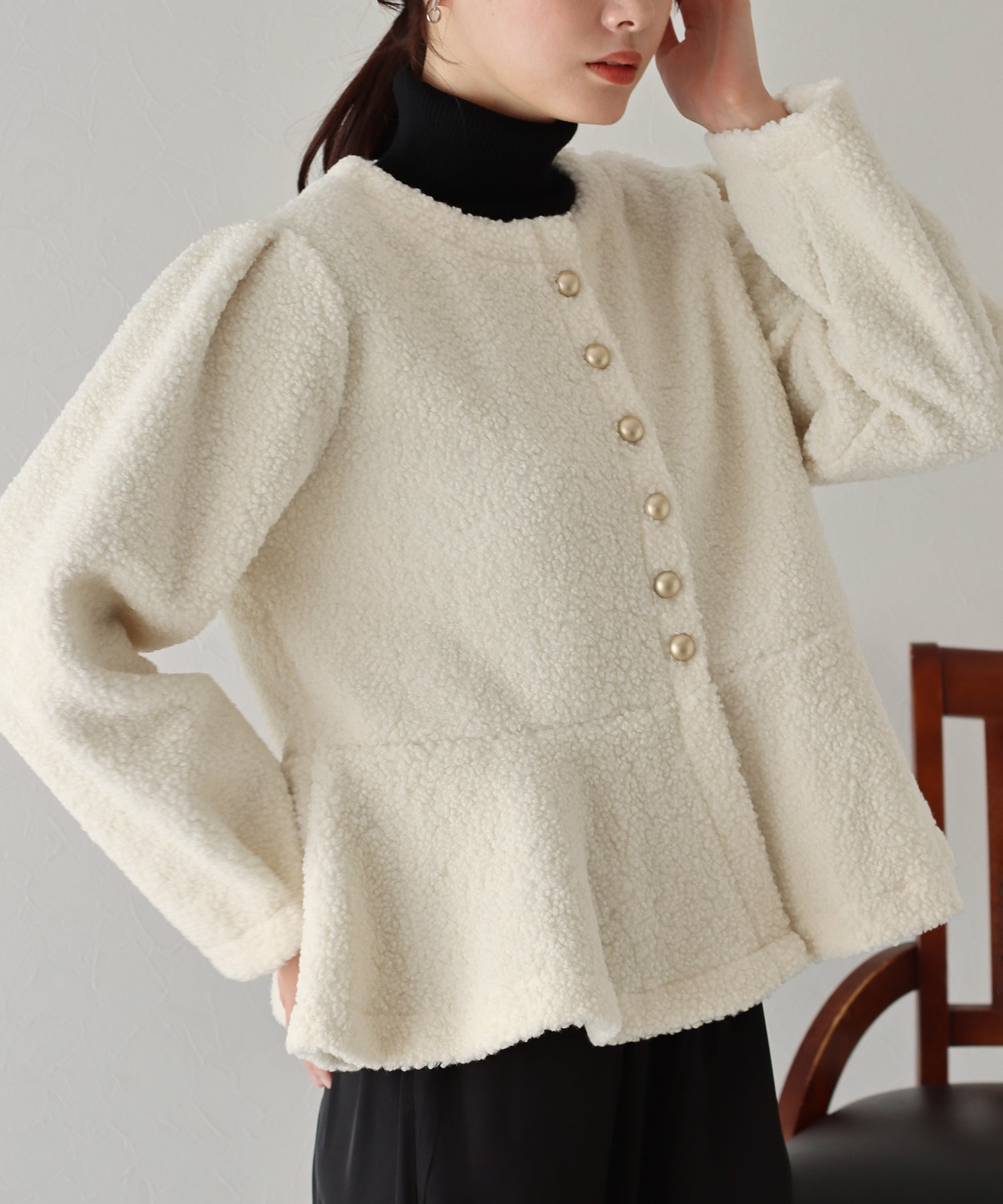 【SALE】もこもこペプラムコート