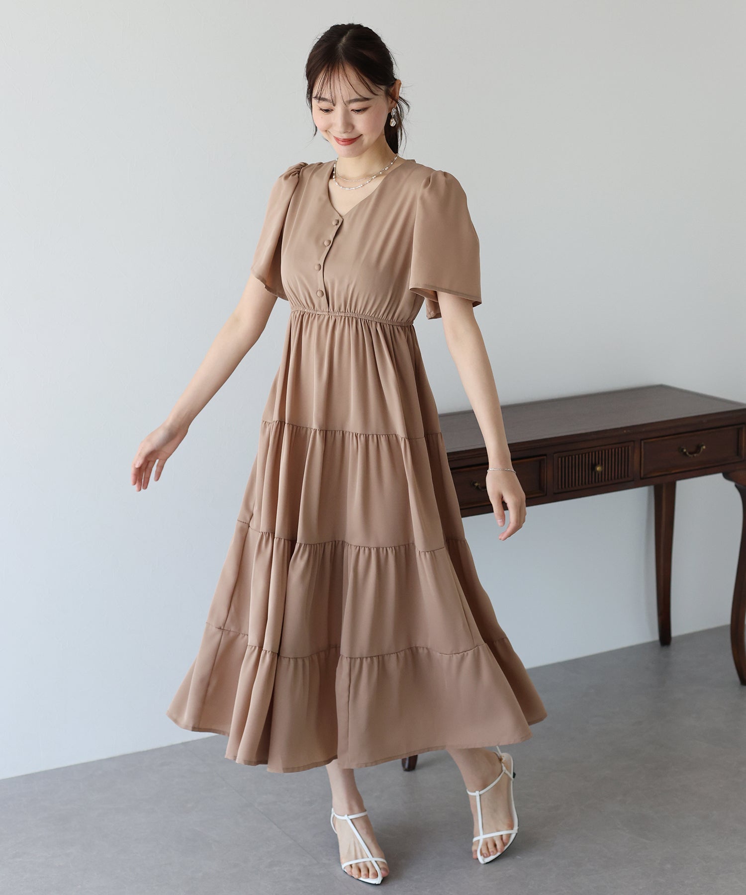 【SALE】フレアスリーブティアードワンピース