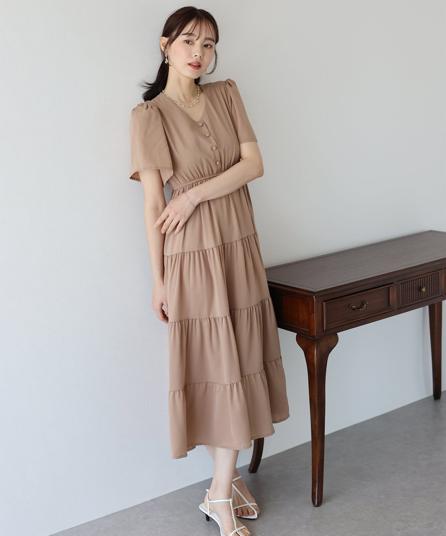 【SALE】フレアスリーブティアードワンピース