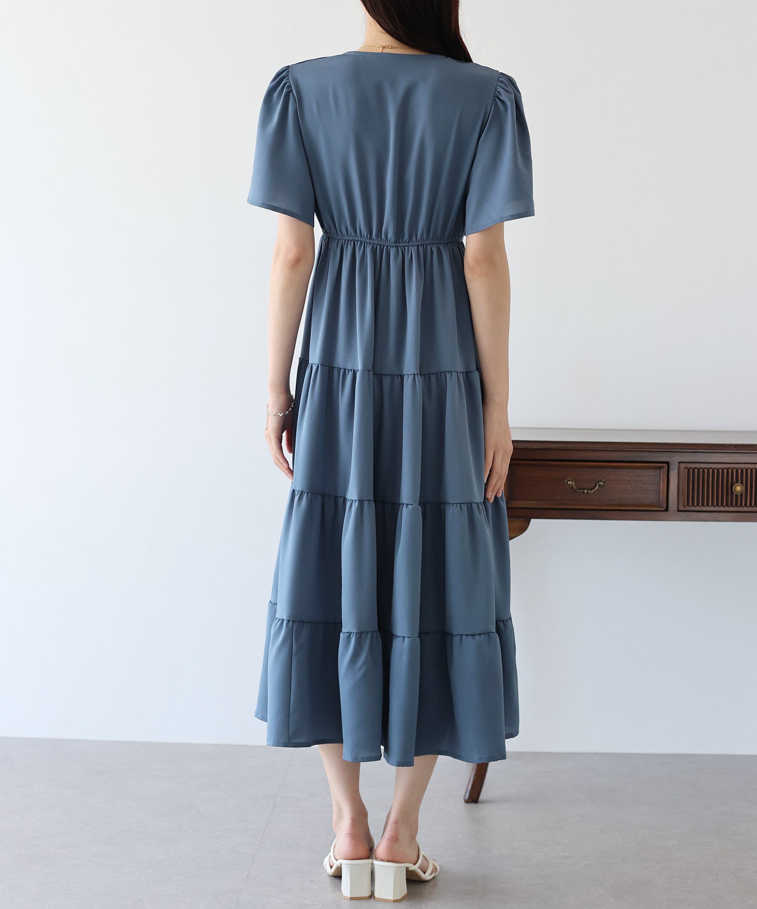 【SALE】フレアスリーブティアードワンピース