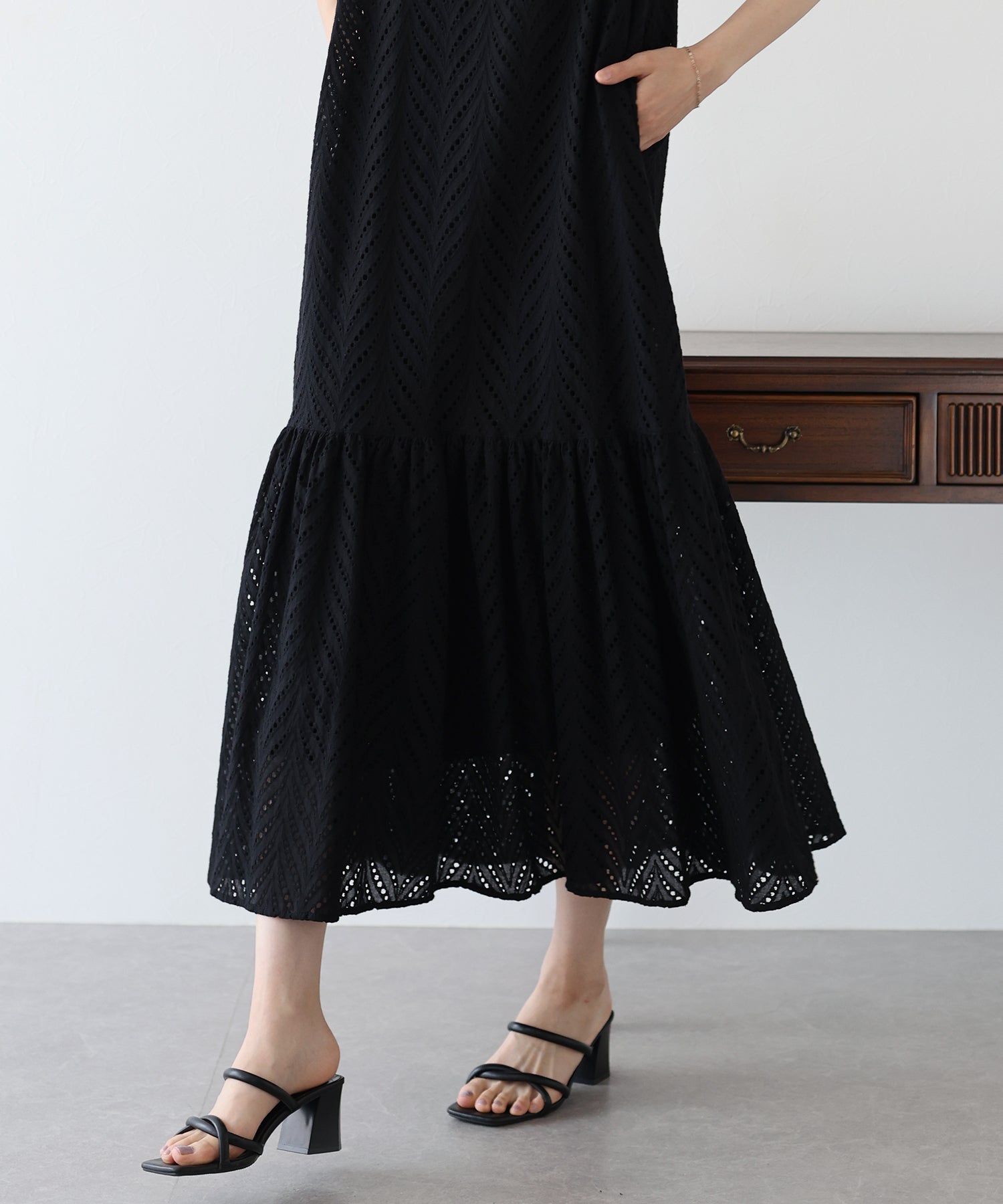 【SALE】コットンレースティアードワンピース