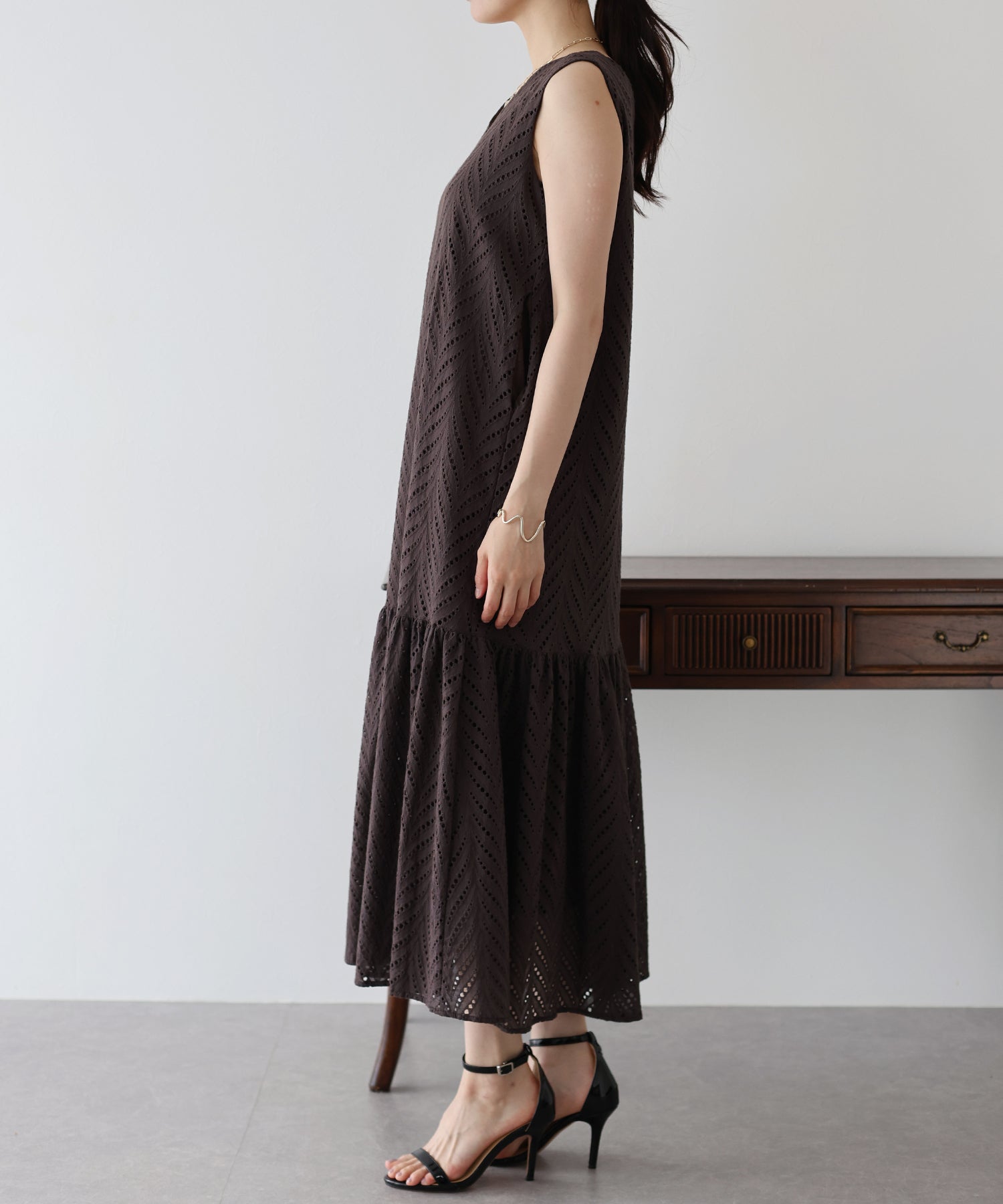 【SALE】コットンレースティアードワンピース