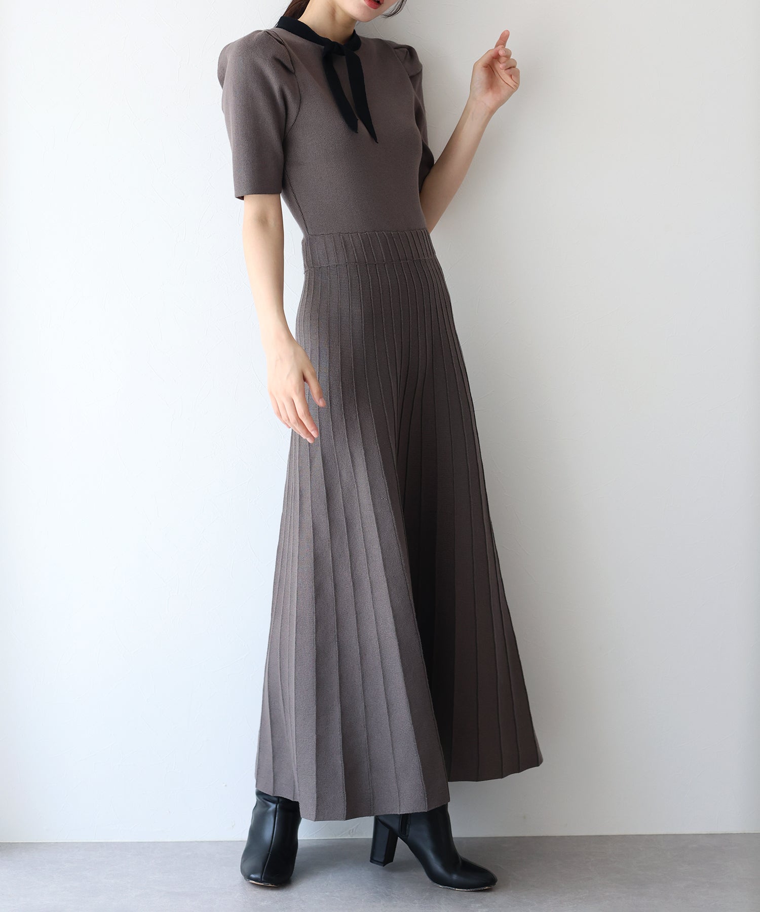 【SALE】配色リボンニットワンピース