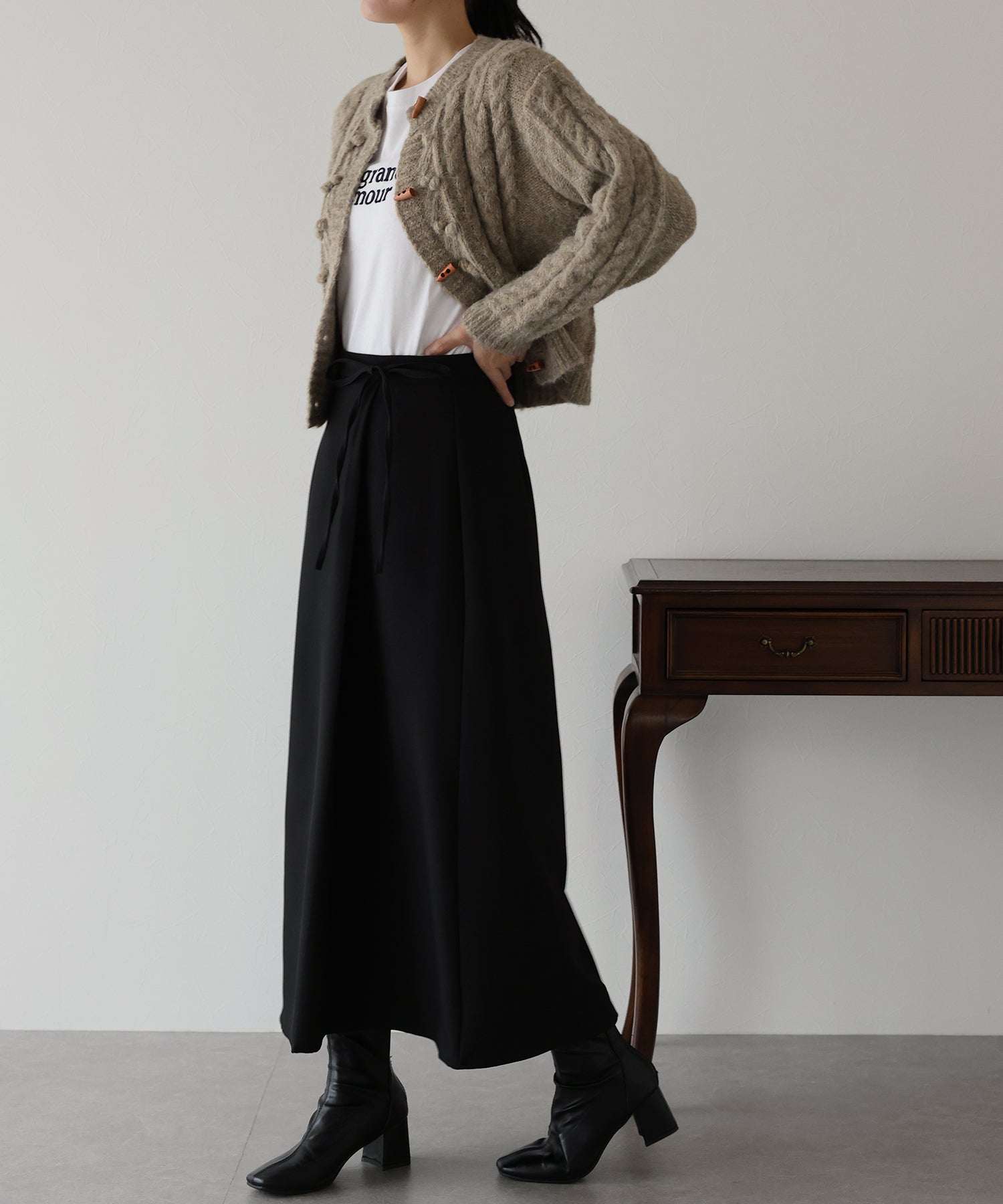 【SALE】サイドリボンIラインスカート