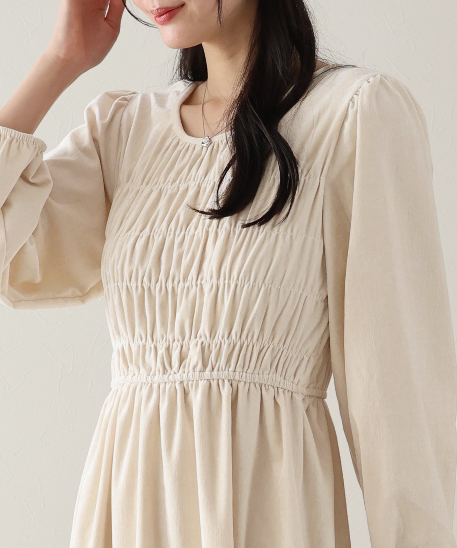 ベロアシャーリングワンピース