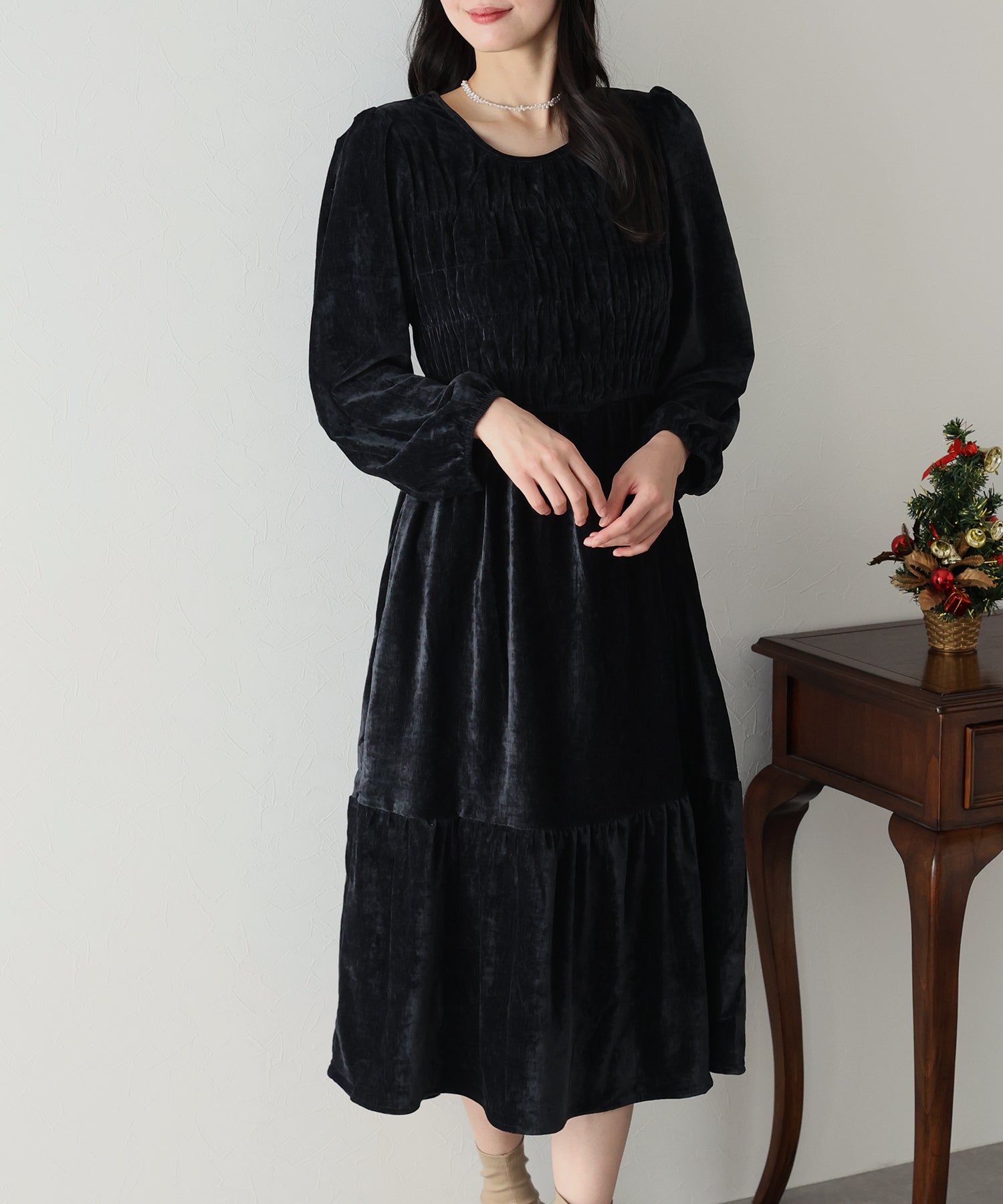 ベロアシャーリングワンピース