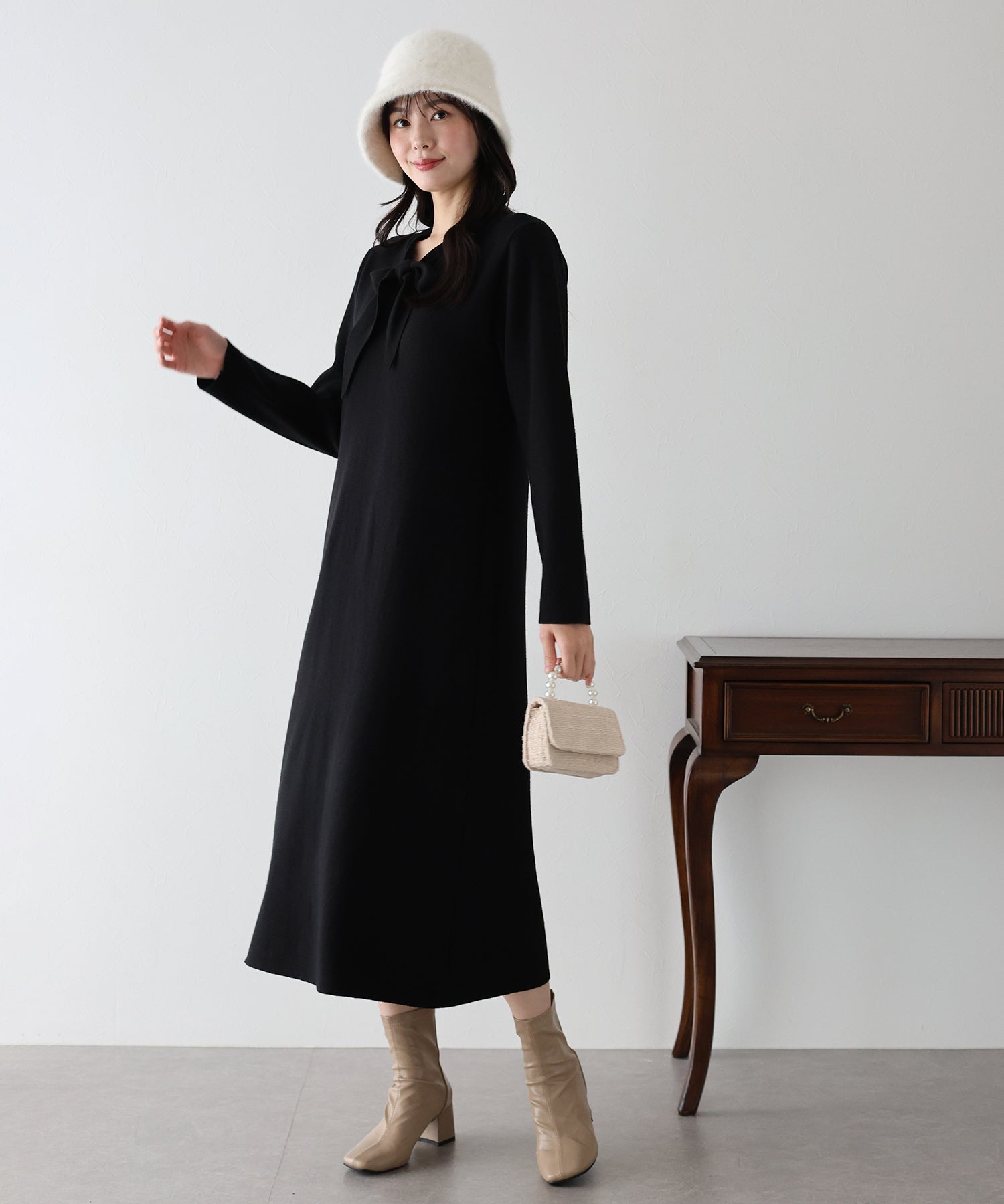 【TIME SALE】ボウタイニットワンピース