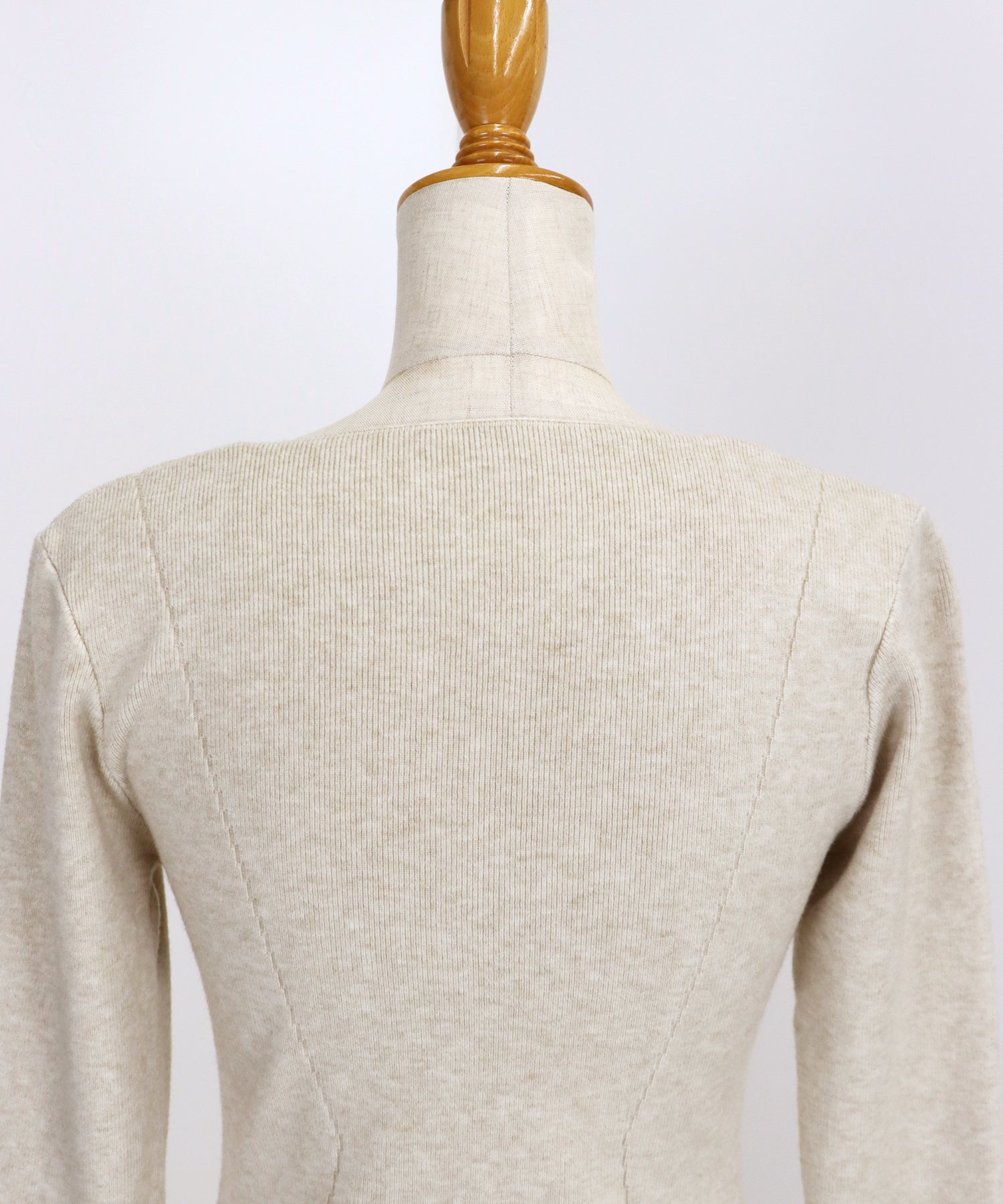 【TIME SALE】Vネックシェイプニットワンピース