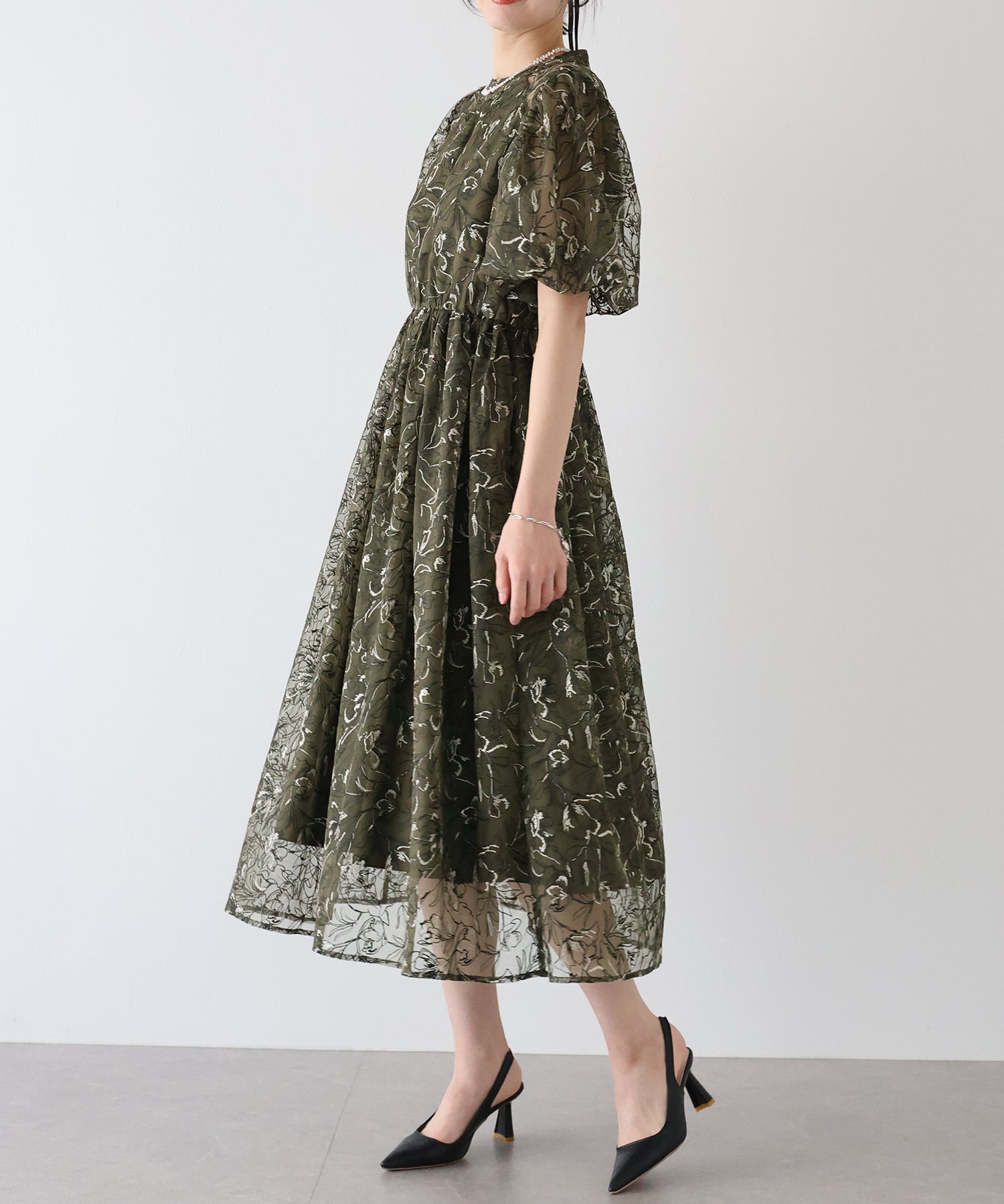 【SALE】バルーンスリーブレースドレス