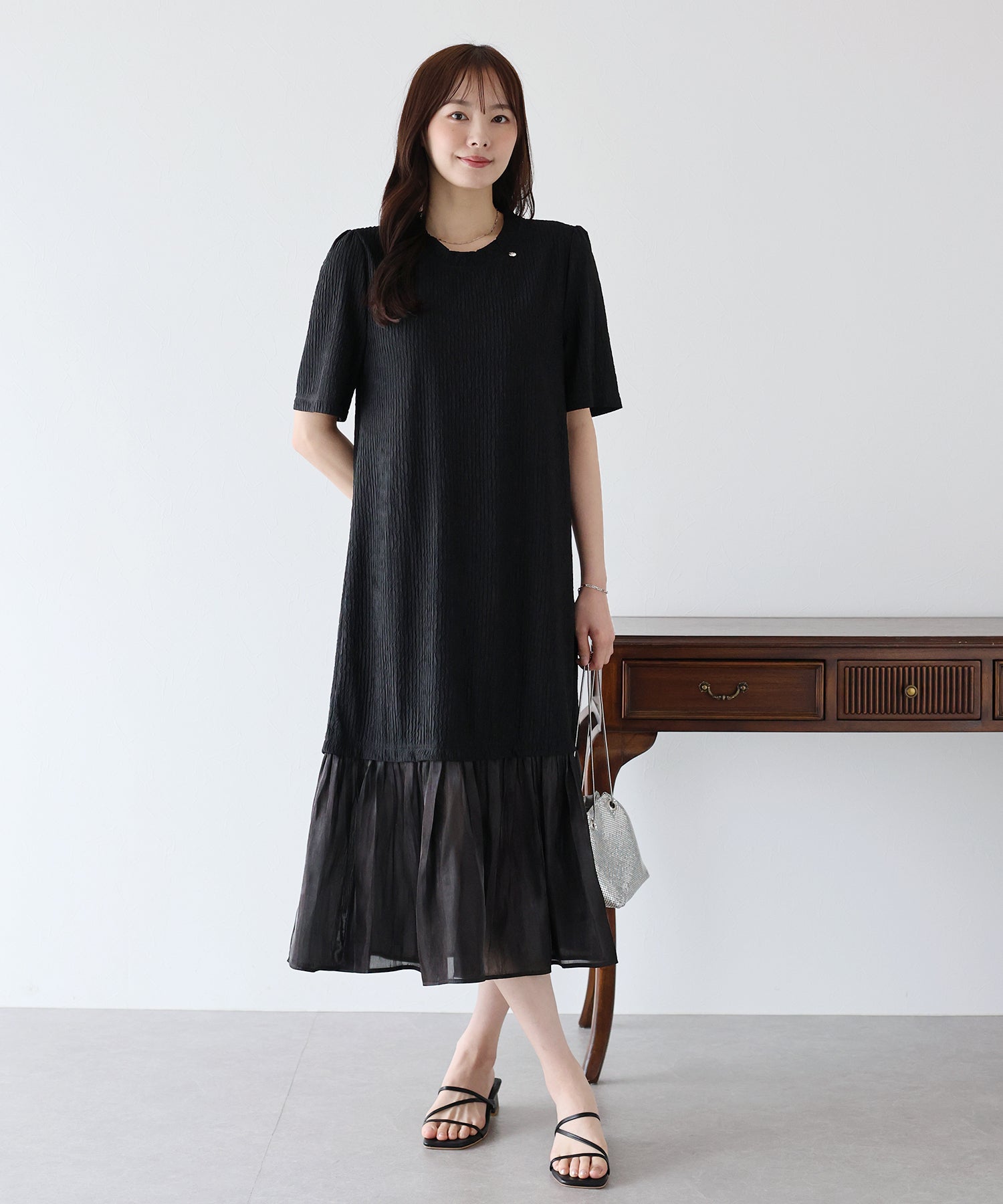 【SALE】異素材切替ティアードワンピース