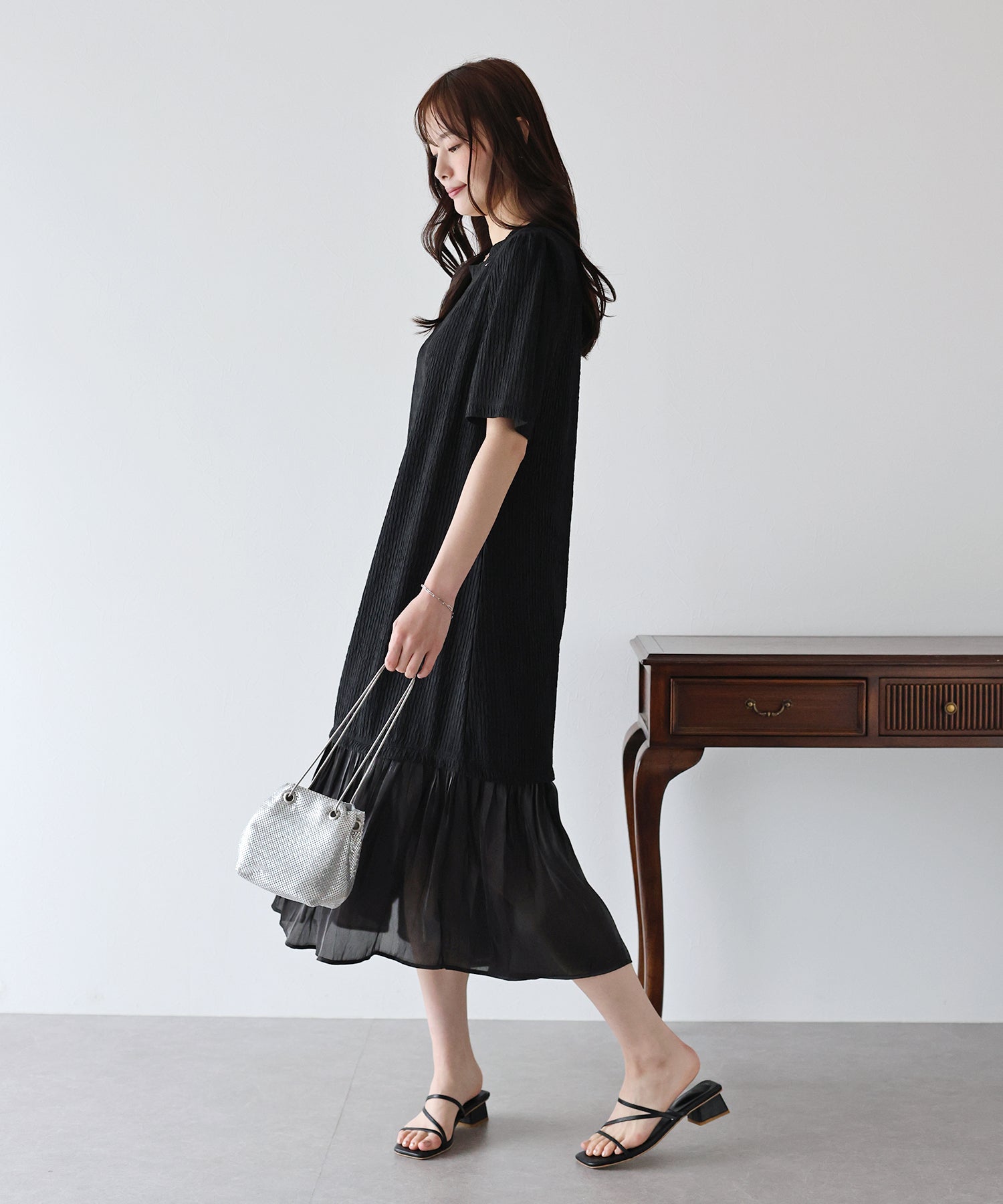 【SALE】異素材切替ティアードワンピース