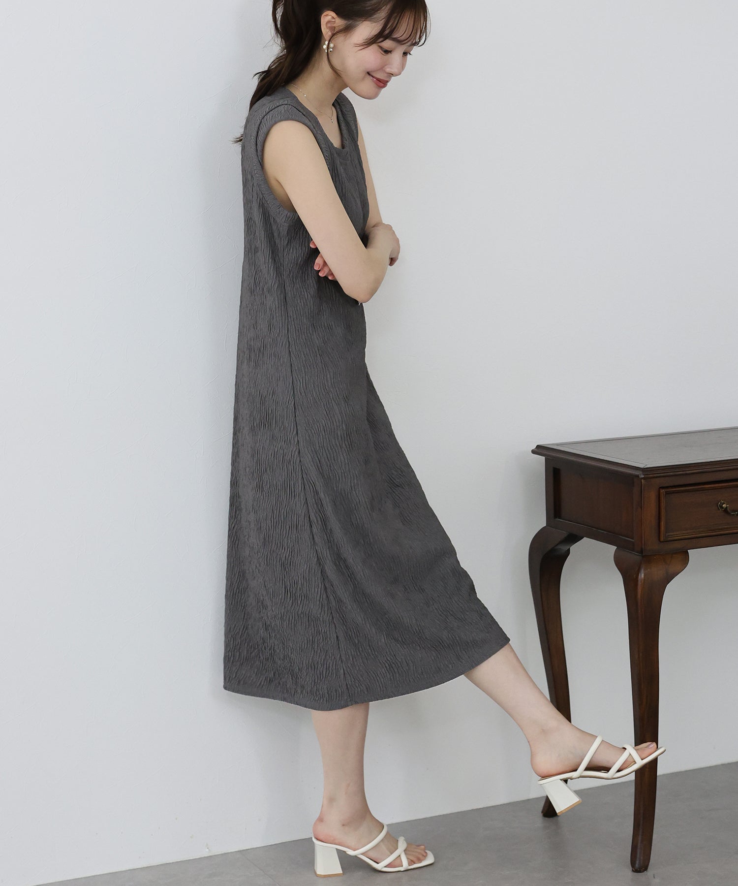 【SALE】フレンチスリーブプリーツワンピース