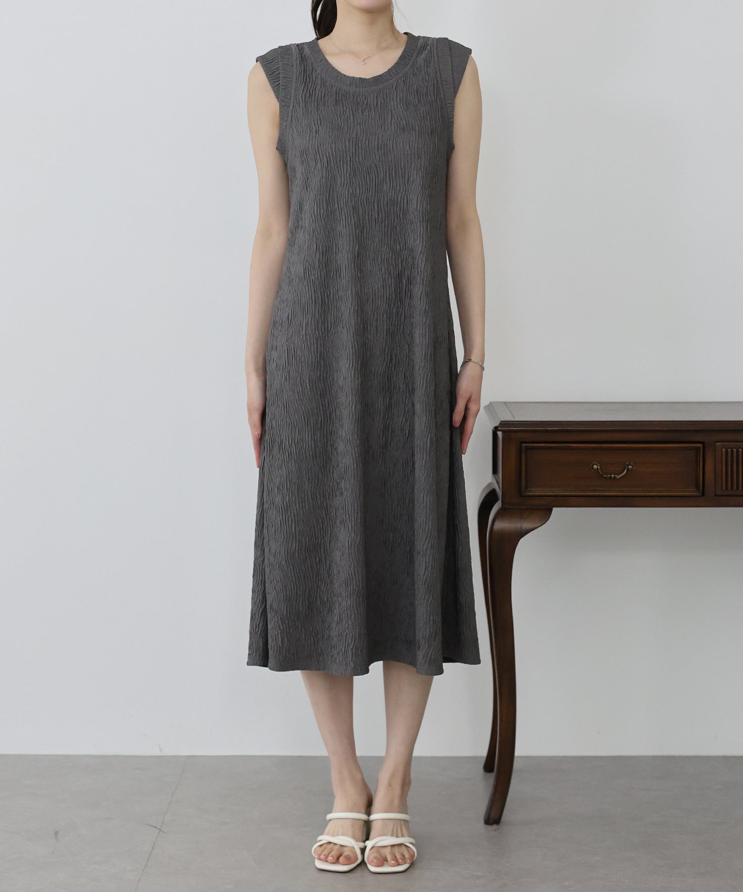 【SALE】フレンチスリーブプリーツワンピース