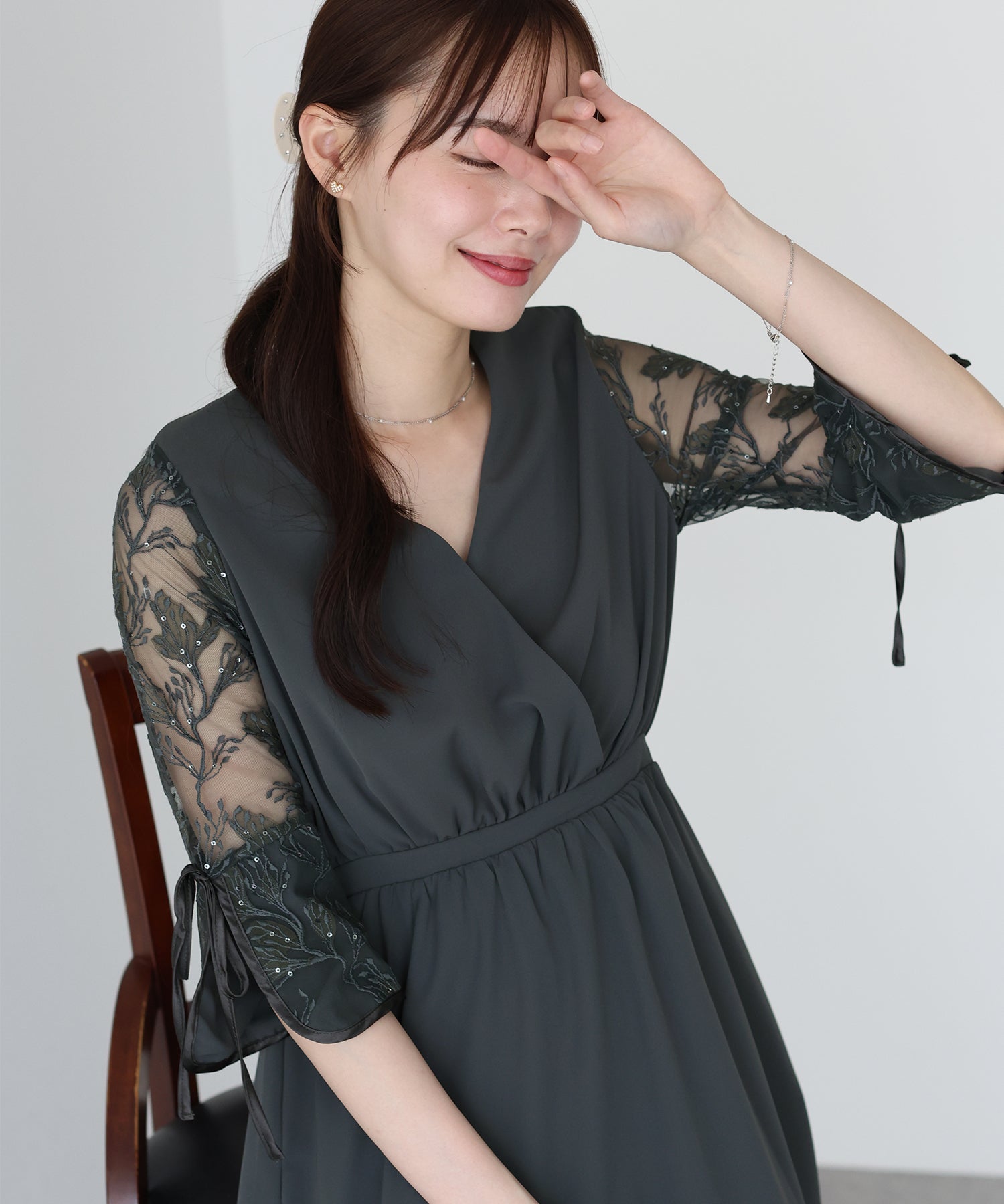 【SALE】フラワー刺繍カシュクールドレス