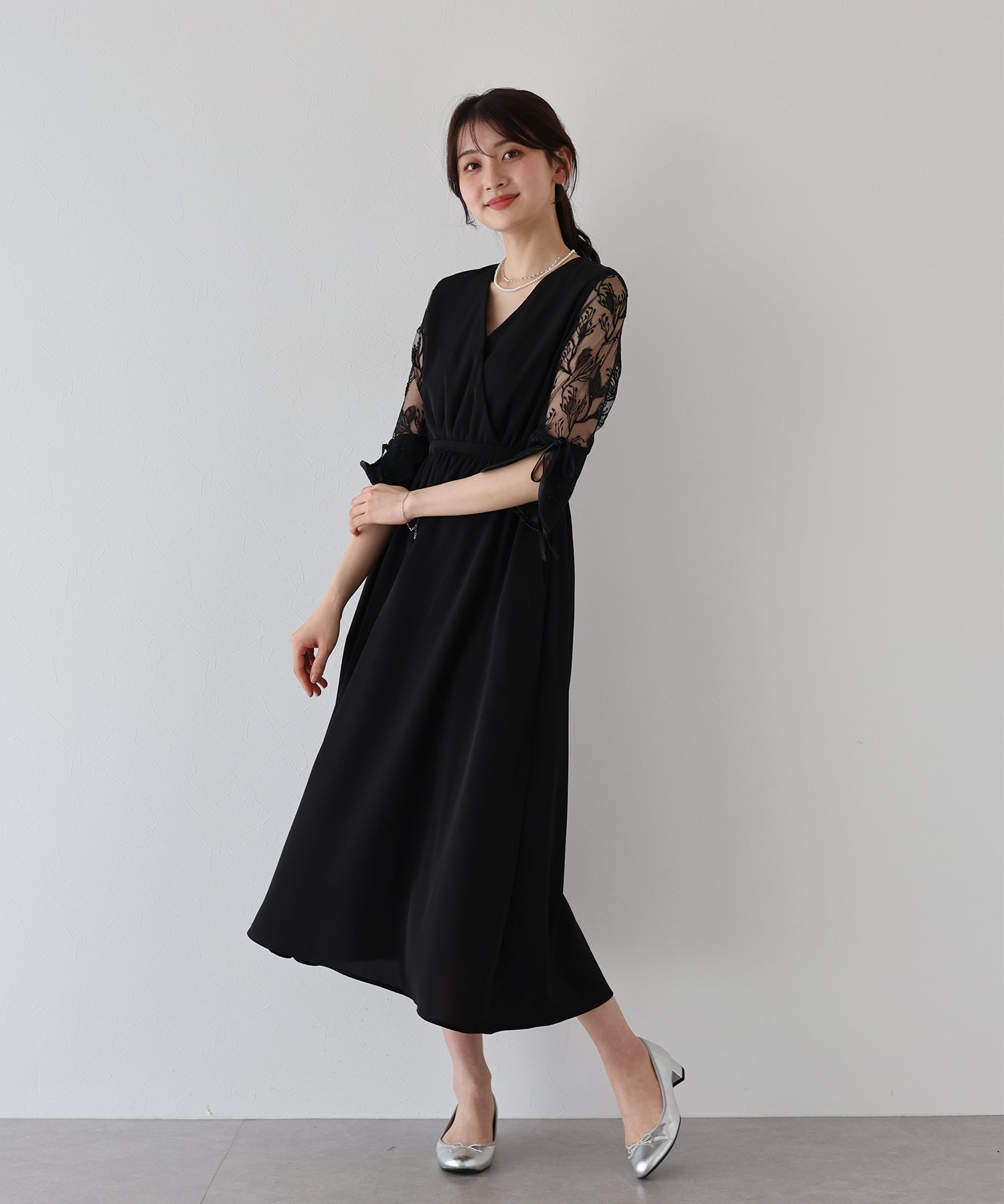 【SALE】フラワー刺繍カシュクールドレス