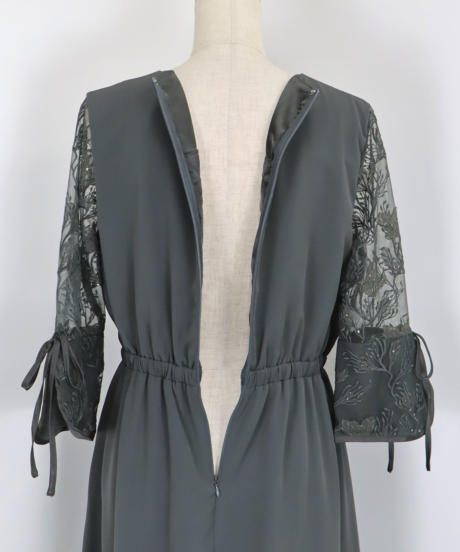 【SALE】フラワー刺繍カシュクールドレス