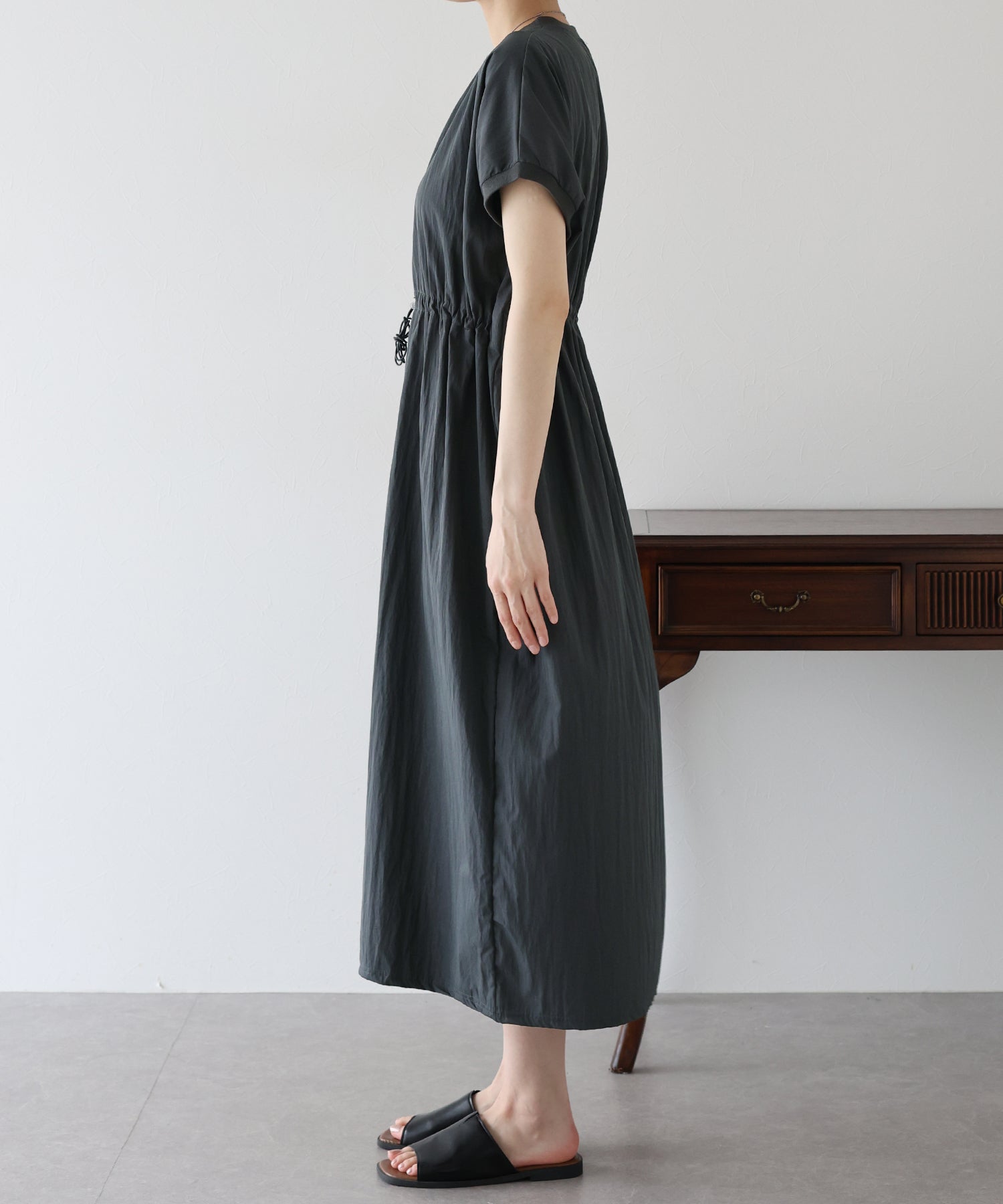 【SALE】ナイロンドロストワンピース