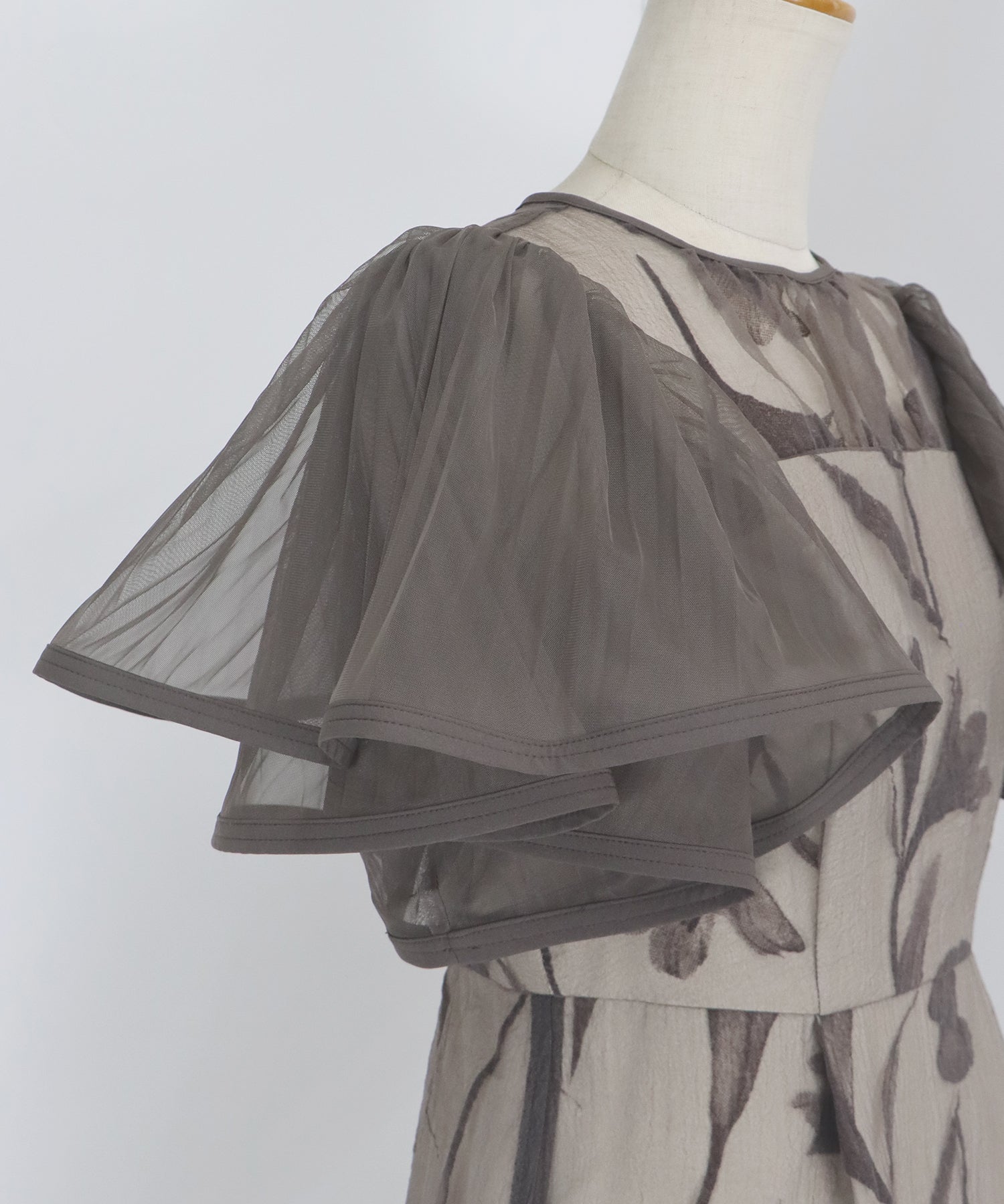 【TIME SALE】フリルスリーブフロッキードレス