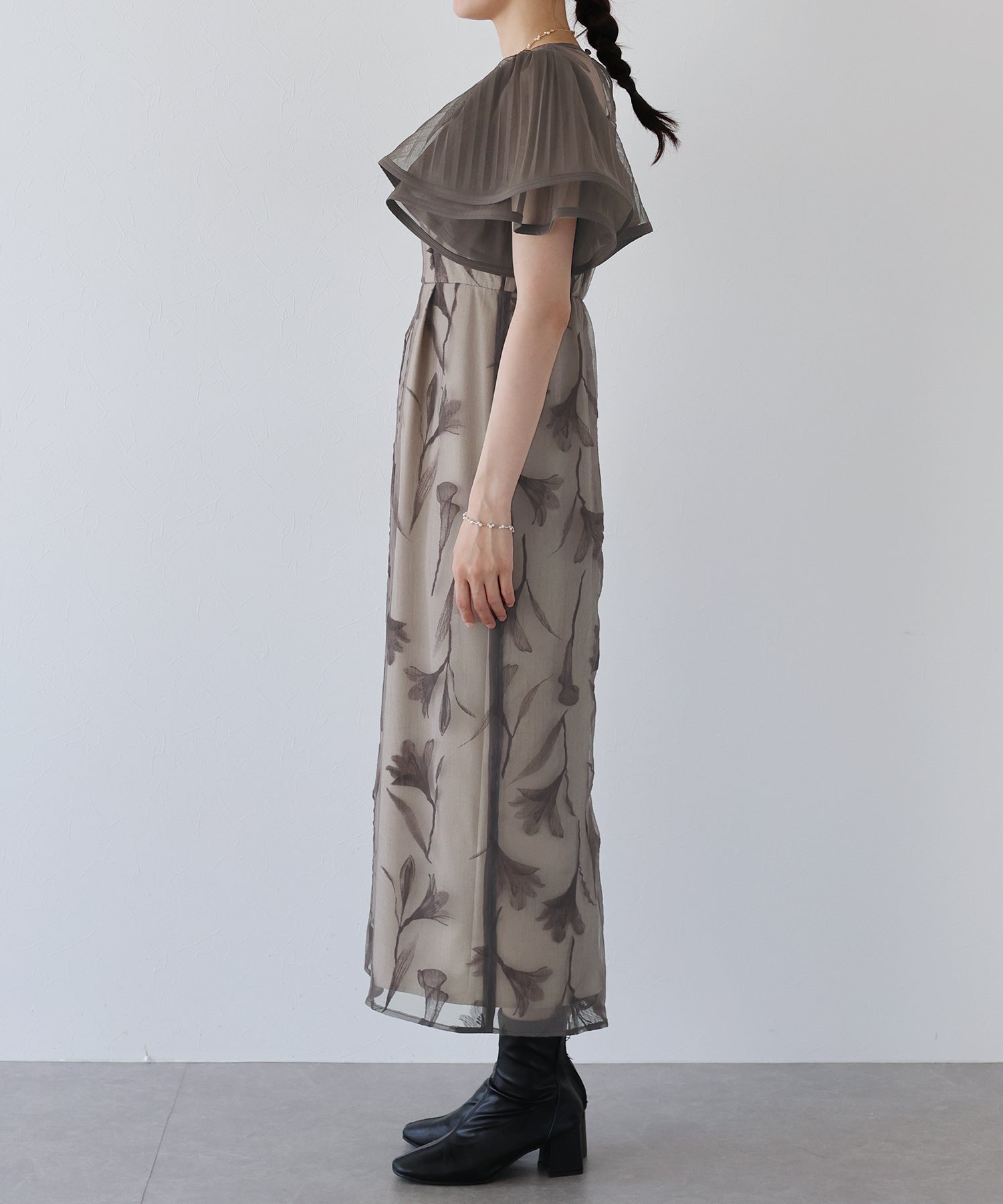 【TIME SALE】フリルスリーブフロッキードレス