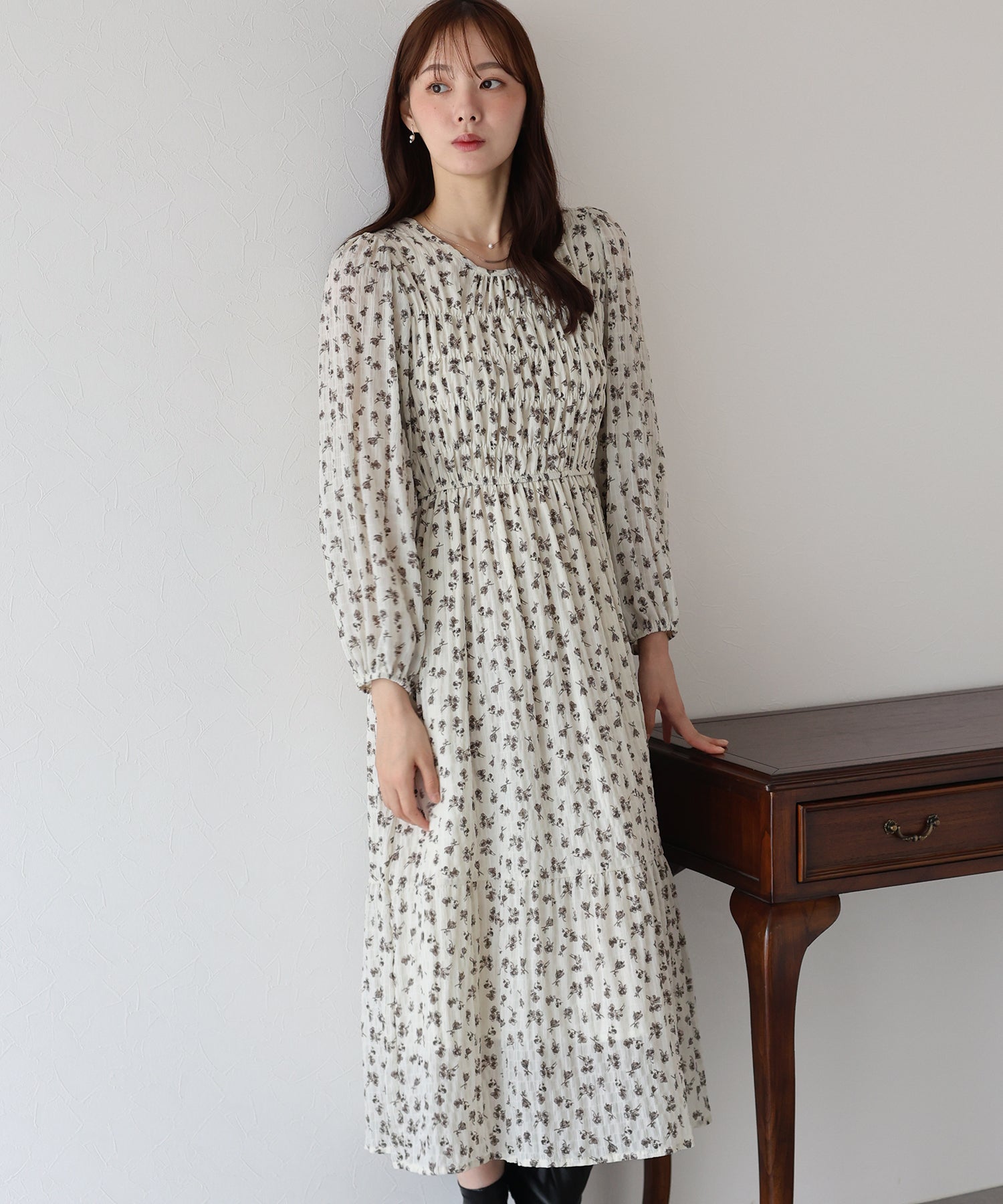 【TIME SALE】花柄シャーリングワンピース