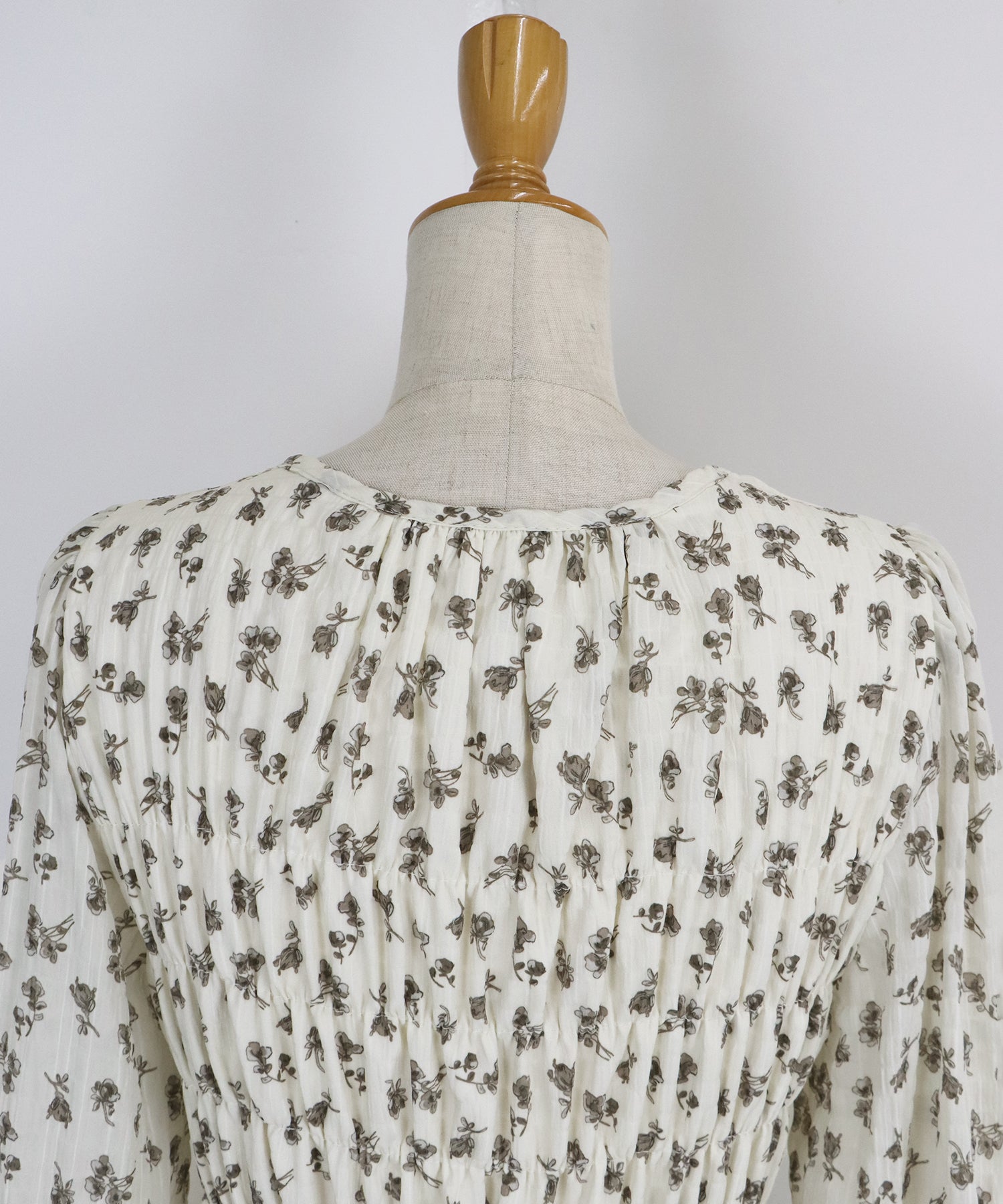 【TIME SALE】花柄シャーリングワンピース