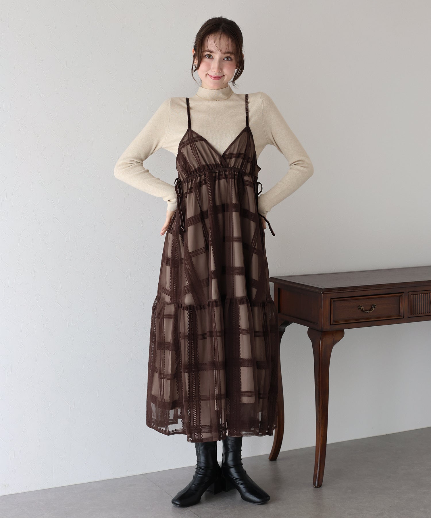 フロッキーチェックキャミワンピース